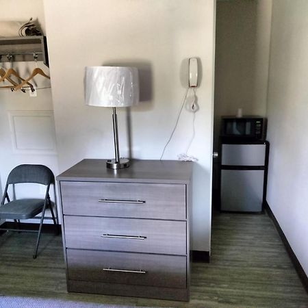 Trolley Stop Motel, Media ,Near Phl Airport Pa 외부 사진