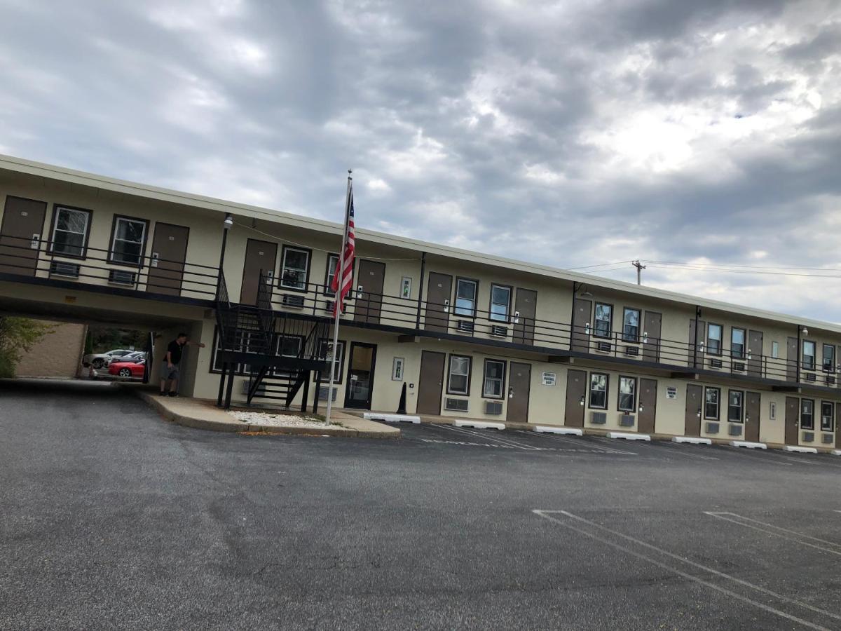 Trolley Stop Motel, Media ,Near Phl Airport Pa 외부 사진