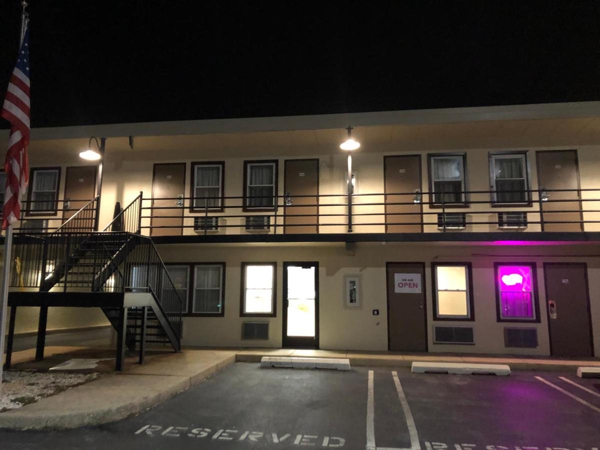 Trolley Stop Motel, Media ,Near Phl Airport Pa 외부 사진